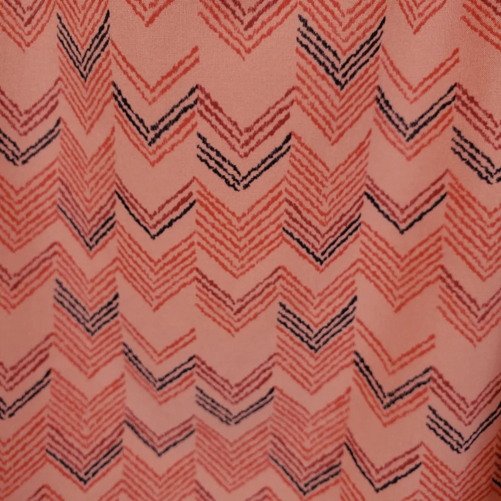 Eddie Bauer UPF 50+ Departure V-Neck Tank Top - Picture 4 of 8